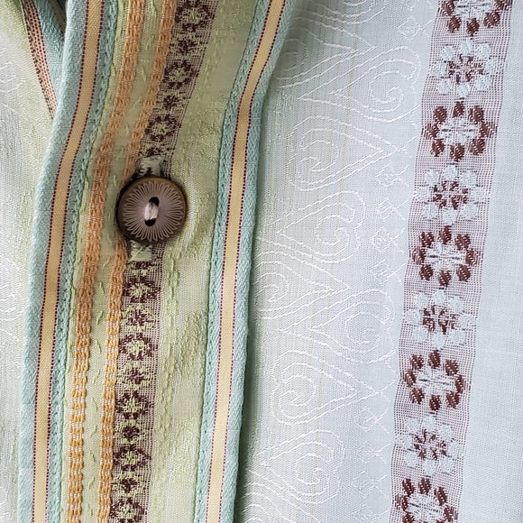 Robert Graham Button Up Shirt Floral Geometric Patterned Embroidered - Picture 3 of 5